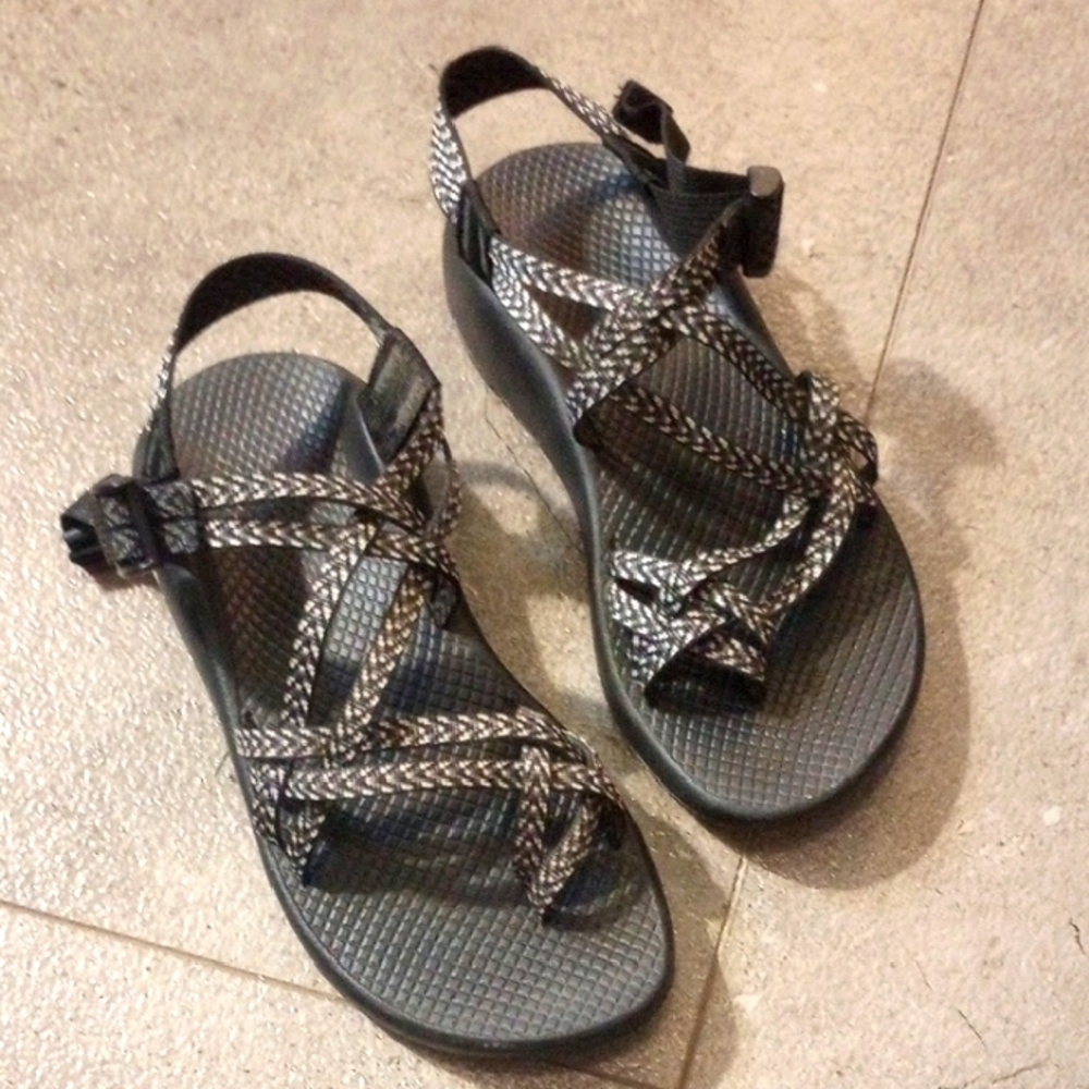 Chaco Black, White, and Grey Gray Z sandals | Sz W 8 Double Thin Strap